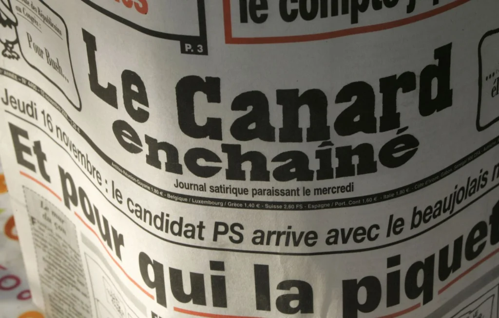 Affaire Canard enchaîné : dirigeants jugés pour abus de biens sociaux