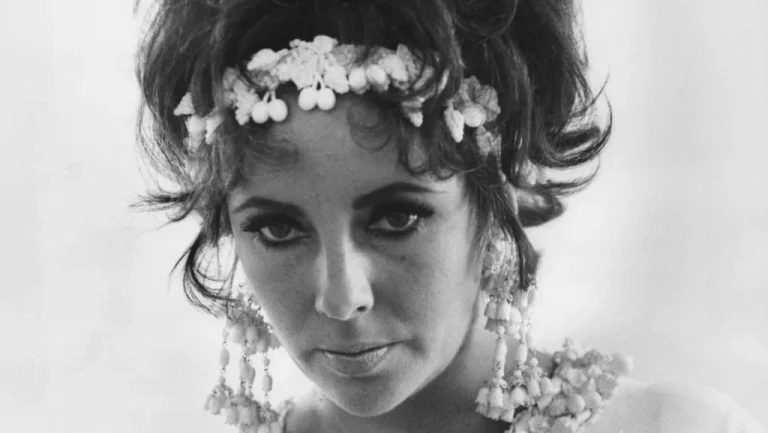 Comment Elizabeth Taylor a gagné des diamants en jouant au ping-pong