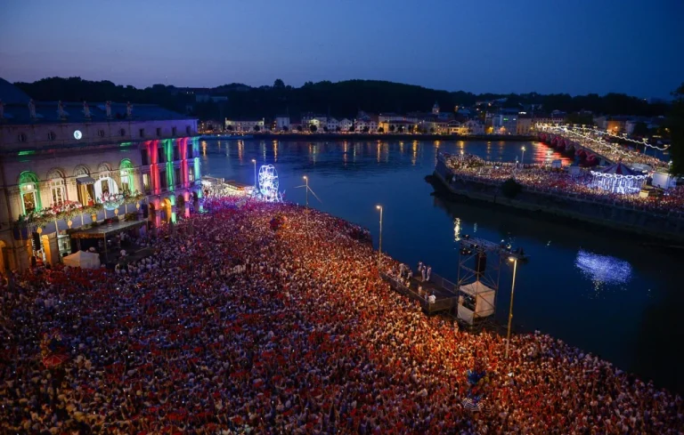 Fêtes de Bayonne et Mont-de-Marsan : Conflit des dates en 2025