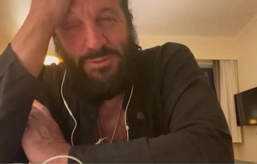 Francis Lalanne s'engage pour sauver Paul Watson au Groenland