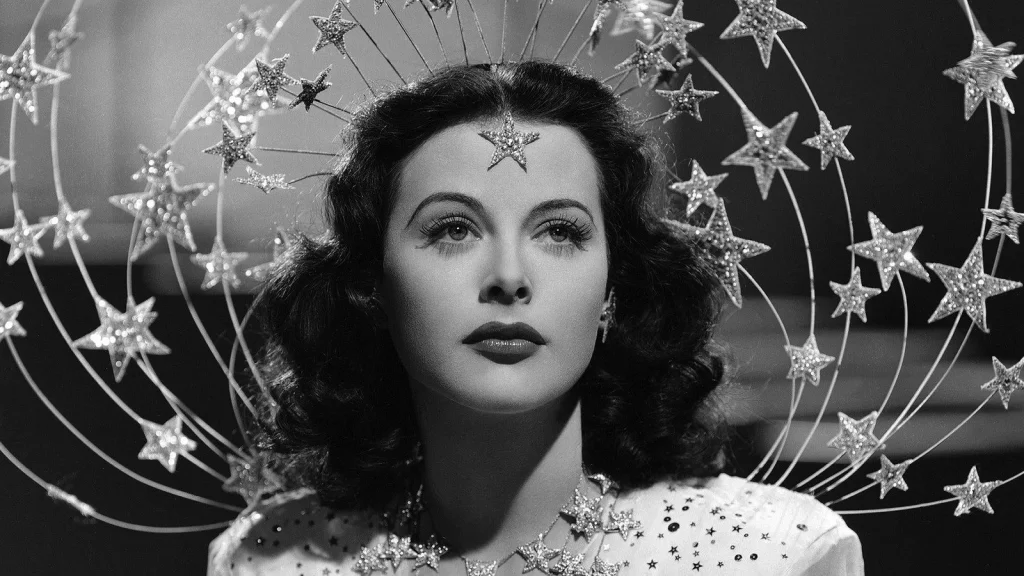 Hedy Lamarr : Actrice Hollywoodienne et Inventrice Géniale