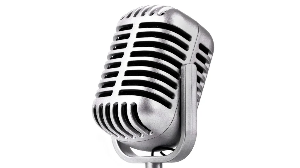 L'histoire fascinante de l'invention du microphone