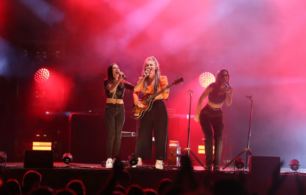 L.E.J : Les reines du mashup estival racontent leur parcours