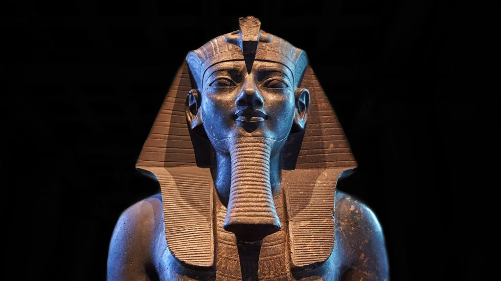 La Vérité Cachée du Grand-Père de Toutankhamon Amenhotep III