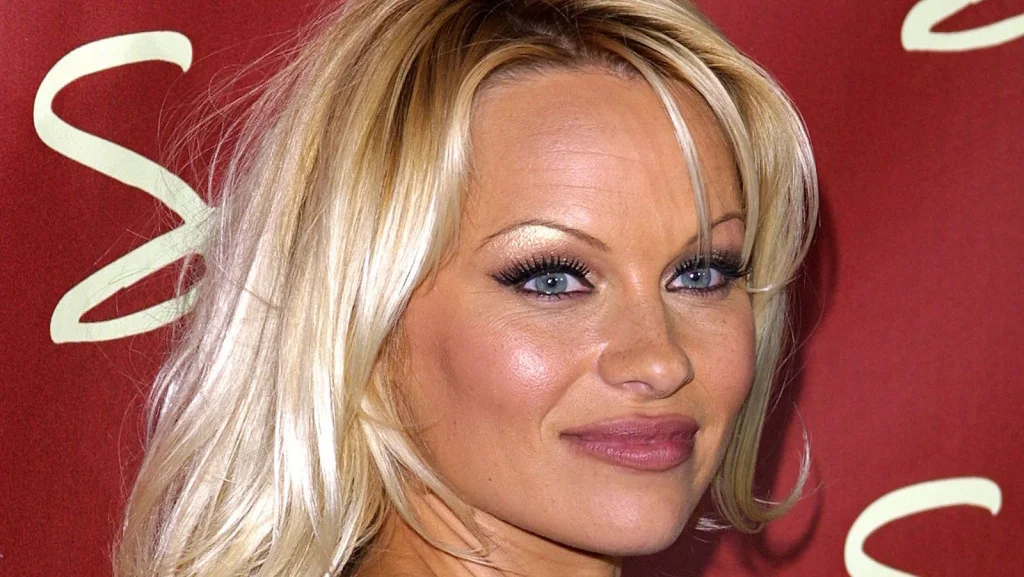 La Vérité sur l'Enfance de Pamela Anderson