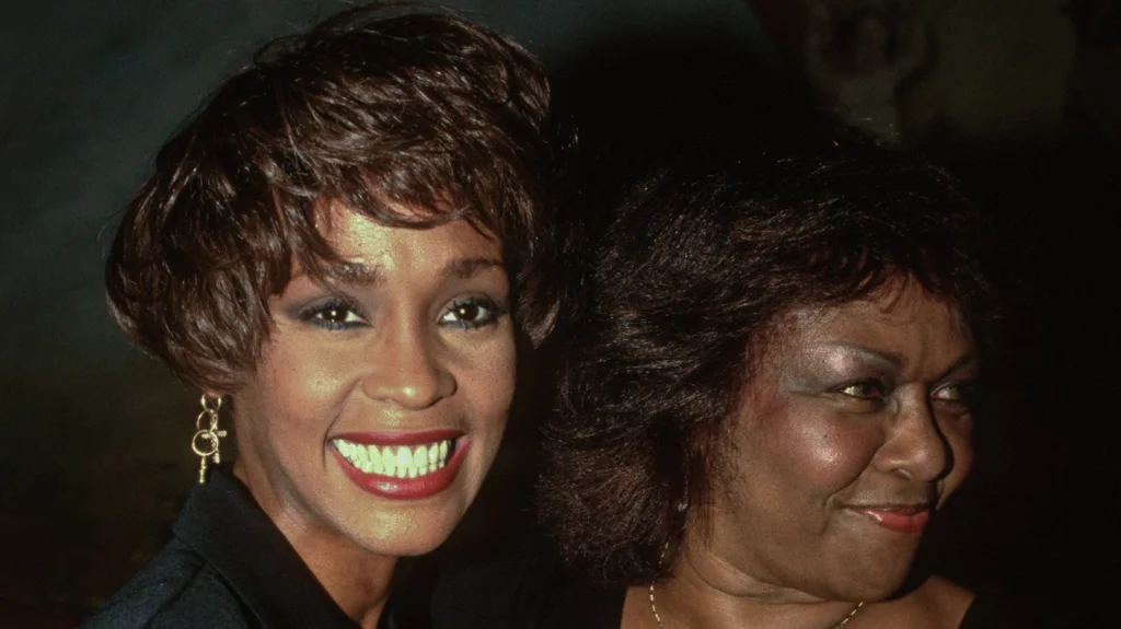 La relation complexe entre Whitney Houston et sa mère Cissy
