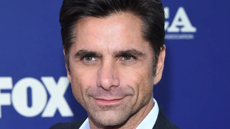 Pamela Anderson, Tommy Lee et John Stamos : La vérité révélée