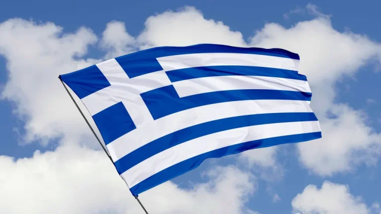 Pourquoi la Grèce entre toujours en premier dans le défilé olympique