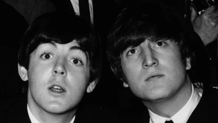 Qui a inspiré la chanson des Beatles « And I Love Her » ?