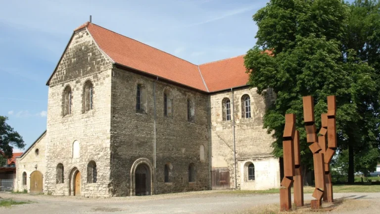 Une Église Allemande Joue Une Chanson Pendant 639 Ans