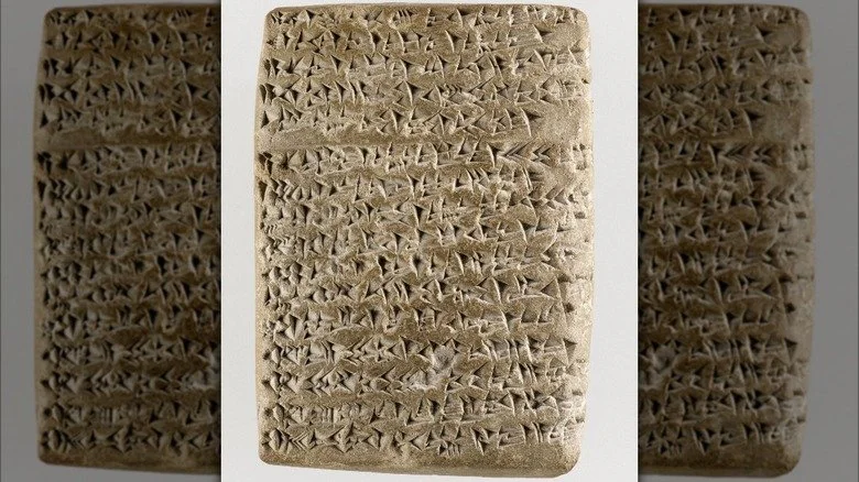 Lettre d'Amarna exposée