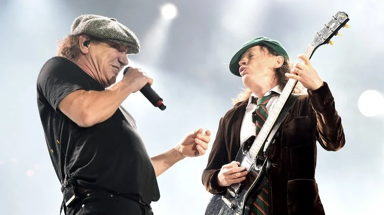 Brian Johnson et Angus Young d'AC/DC