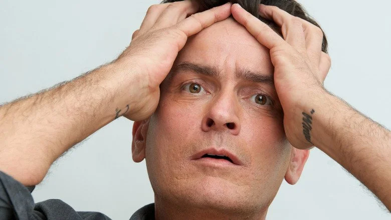 Charlie Sheen lors d'une conférence de presse