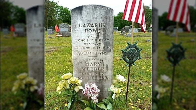 Tombe de Lazarus et Mary Rowe