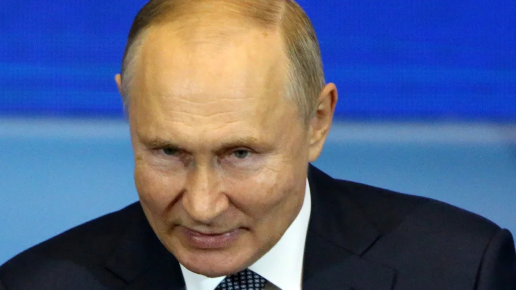 Combien de langues parle Vladimir Poutine ?