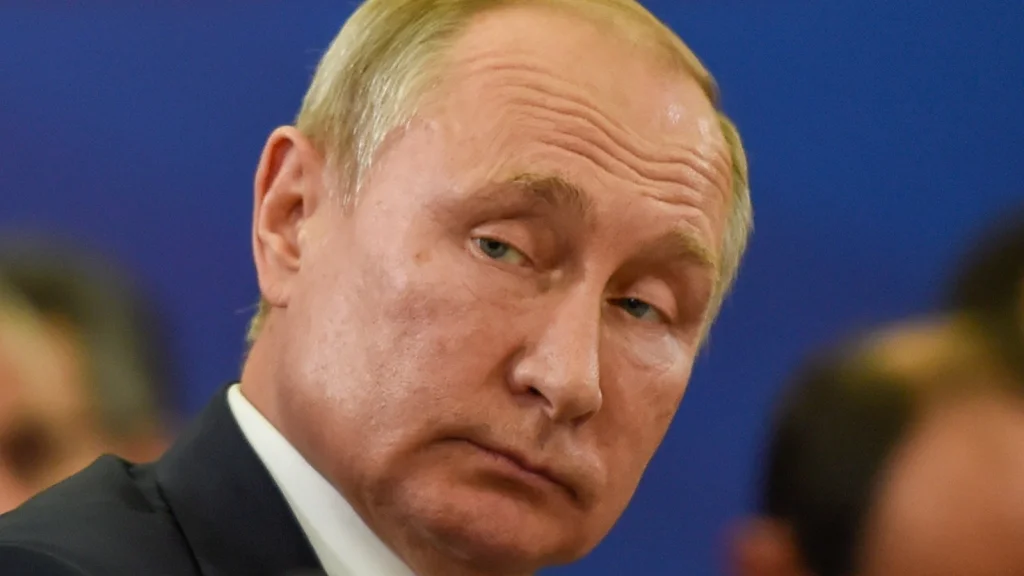 Comment la Constitution a empêché Poutine d'être président en 2008