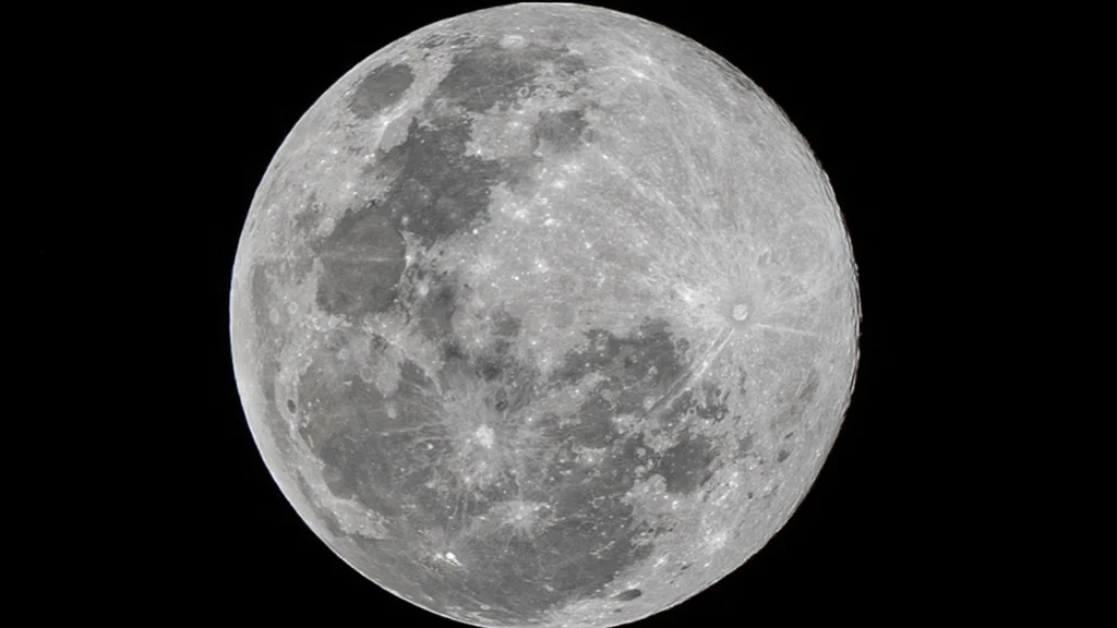Découvrez la véritable surface de la Lune