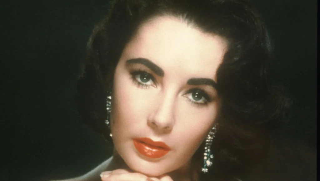 Elizabeth Taylor : Ses Oscars et son engagement humanitaire