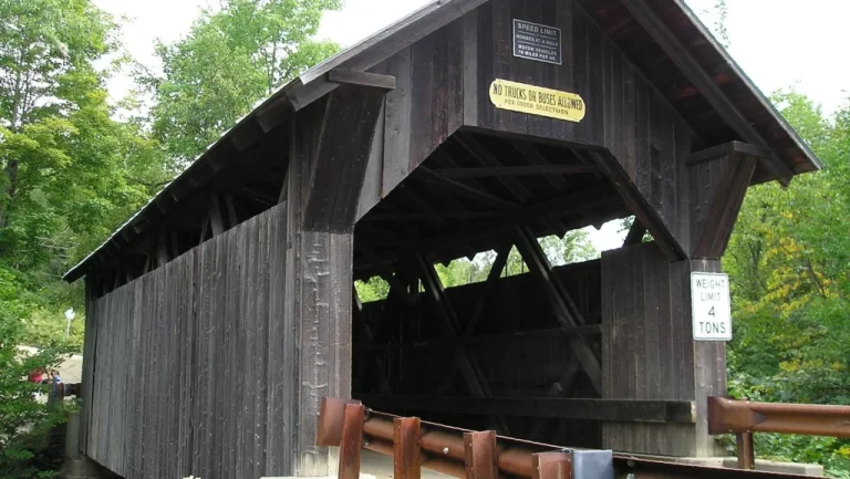 Emily&rsquo;s Bridge : Légende de l&rsquo;endroit le plus hanté du Vermont