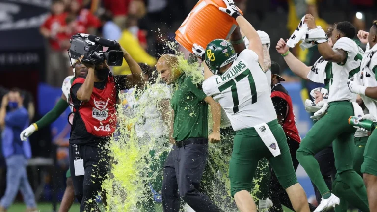 L&rsquo;origine de la tradition de la douche Gatorade dans le sport