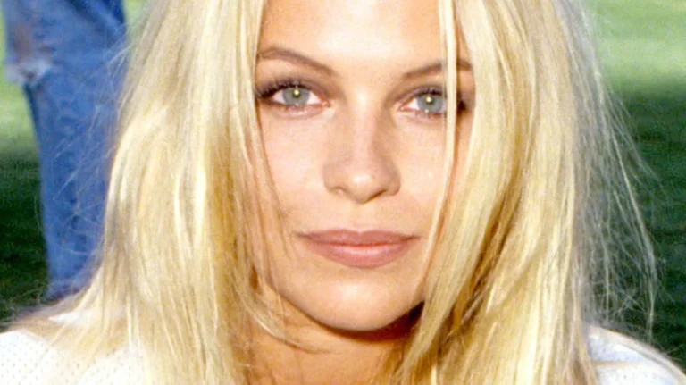 Les Détails Tragiques de la Vie de Pamela Anderson