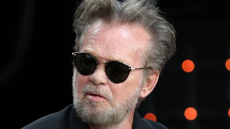 Pourquoi John Mellencamp Évite Son Nom de Scène Johnny Cougar
