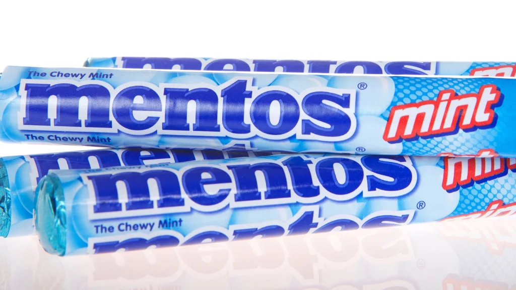 Pourquoi Mentos et Diet Coke créent une explosion fascinante
