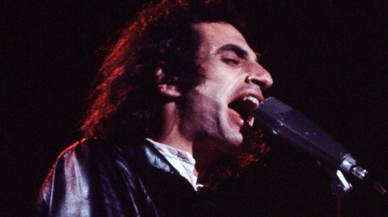 Donald Fagen chantant