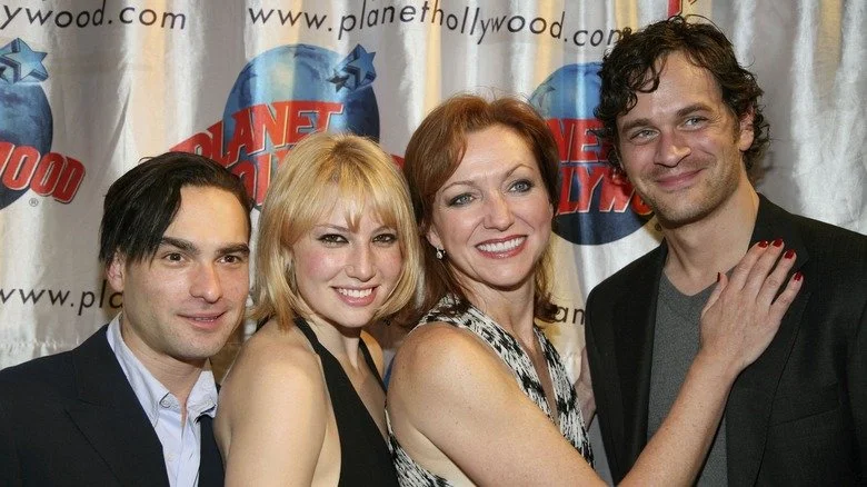 Johnny Galecki et ses co-stars dans The Little Dog Laughed