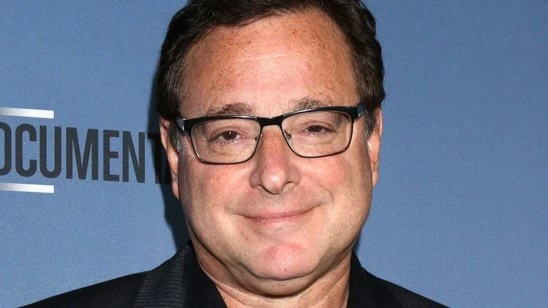 Bob Saget souriant