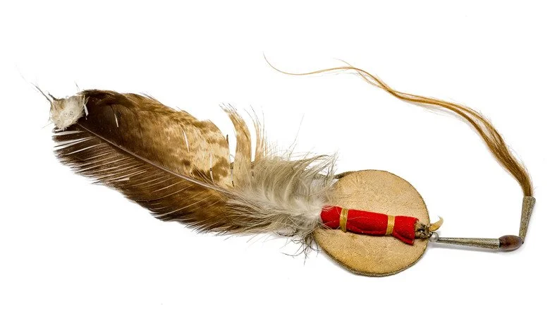 Plume de Native American avec crin de cheval