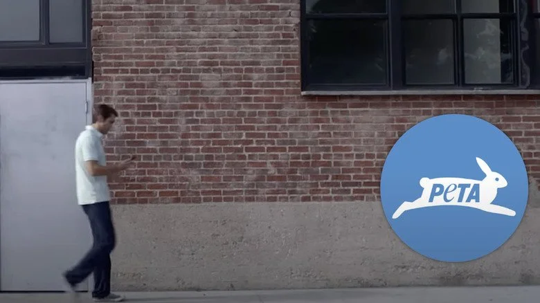 Publicité provocatrice de PETA