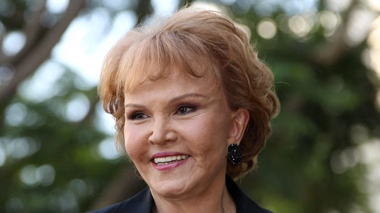 Older Maria Elena Holly