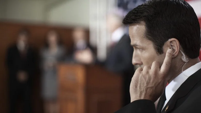 Agent du Secret Service avec oreillette