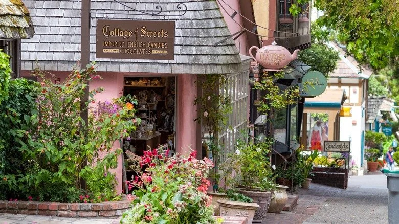 Vue aérienne de talons sur le pavé