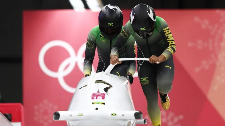 Comment l&rsquo;équipe de bobsleigh jamaïcaine s&rsquo;entraîne pour les JO