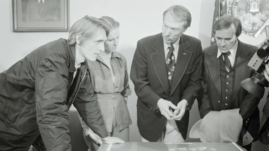 D.B. Cooper : Mystères et Enigmes d'un Célèbre Braquage