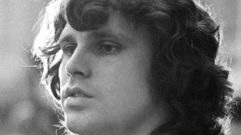 L&rsquo;Héritage de Jim Morrison : Qui a touché sa fortune ?