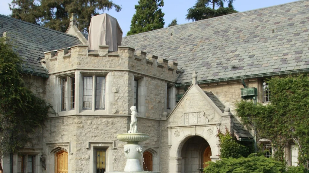La Vérité sur la Première Playboy Mansion à Chicago