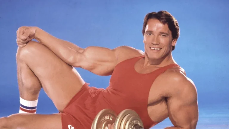 La force impressionnante d&rsquo;Arnold Schwarzenegger dévoilée