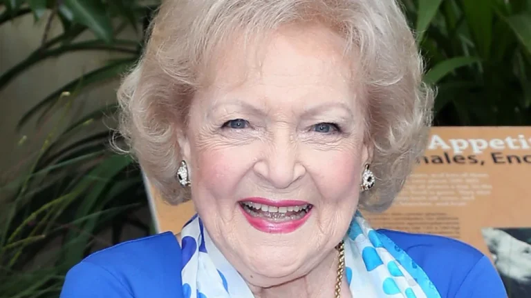 Le Dernier Adieu à Betty White, Icône de la Télévision