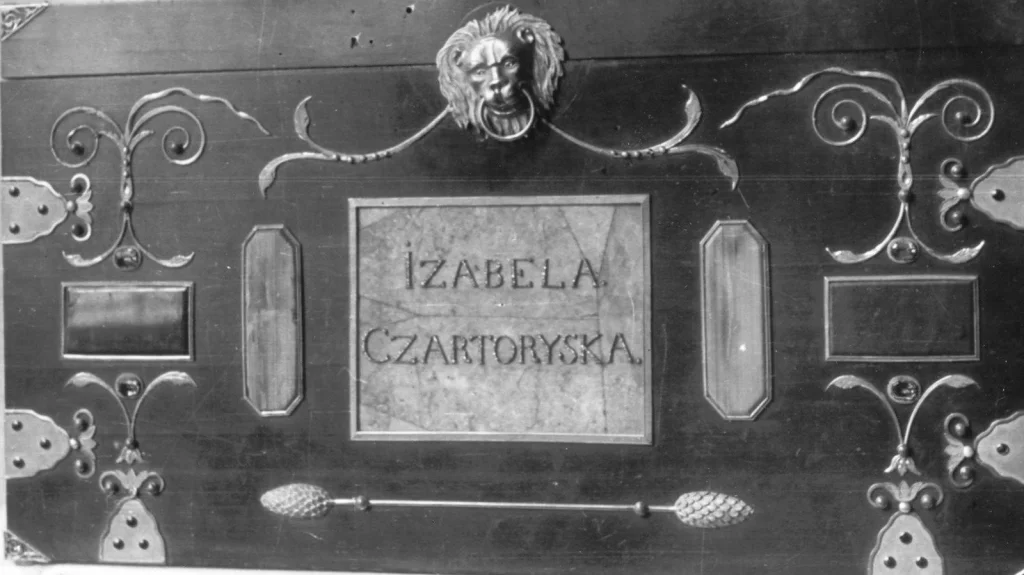 Les mystères du Casket royal polonais : pertes et révélations