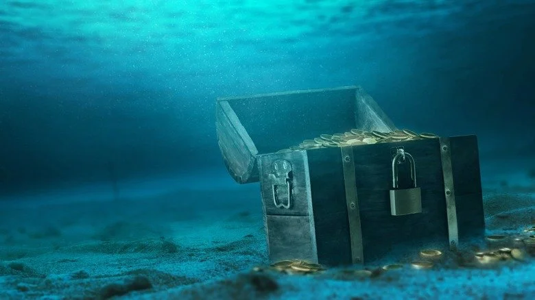 Illustration d'un coffre au trésor en bois sous-marin.