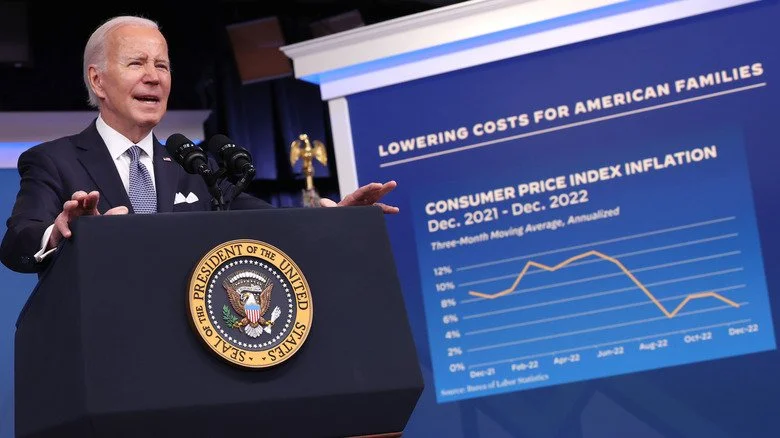 Joe Biden présente des statistiques sur l'inflation