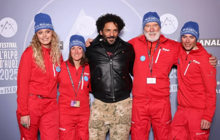 À l&rsquo;Alpe d&rsquo;Huez, le cinéma s&rsquo;illumine avec des moniteurs de ski