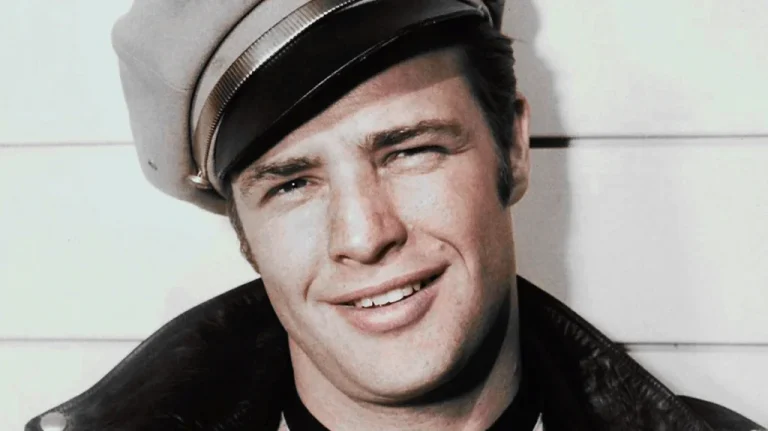 Cary Elwes raconte les caprices de Marlon Brando sur le tournage