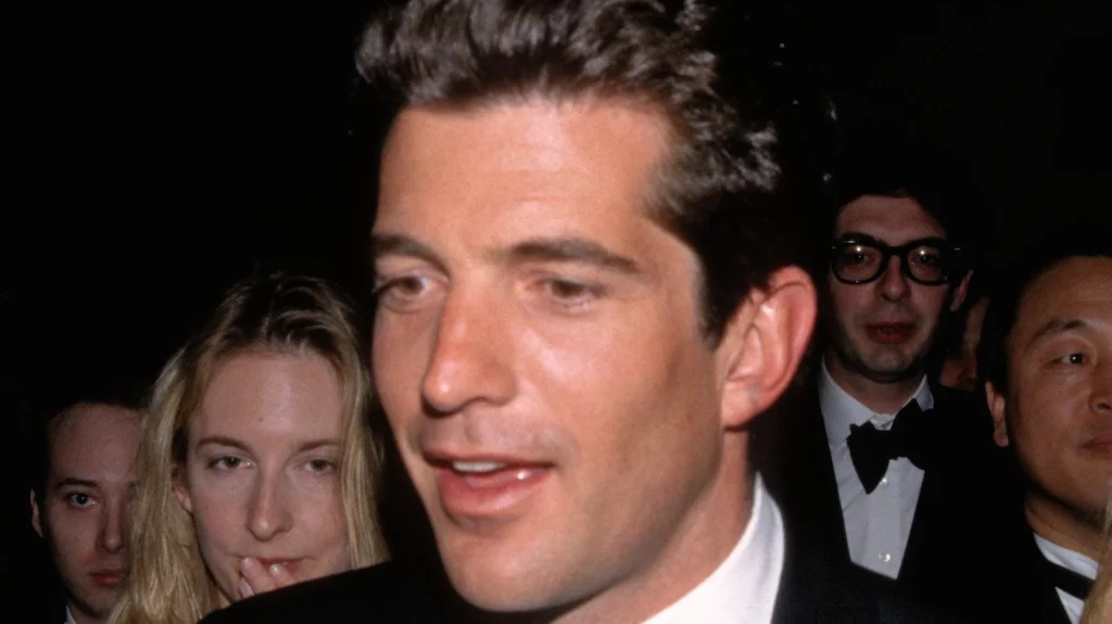 Héritage de John F. Kennedy Jr. : Ce qu'il laisse derrière lui