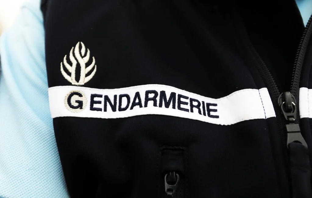 Isère : Un entraîneur de foot mis en examen pour agressions sexuelles