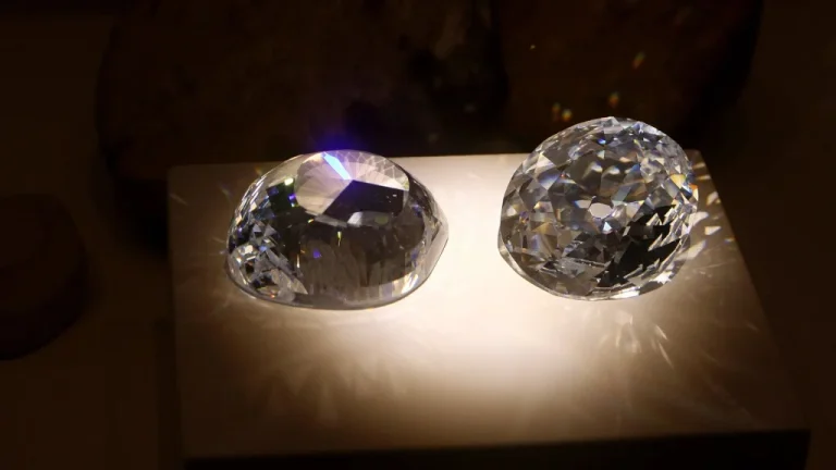 La Malédiction du Diamant Kohinoor : Histoire et Destin tragique