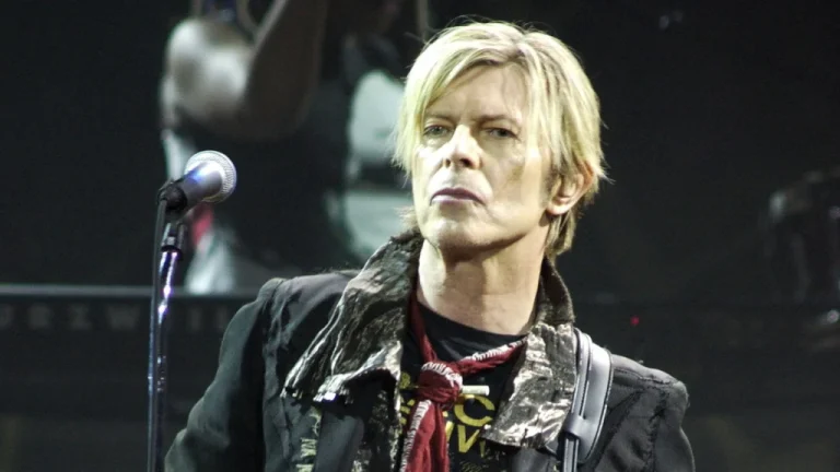 La Tournée Qui A Failli Coûter la Vie à David Bowie